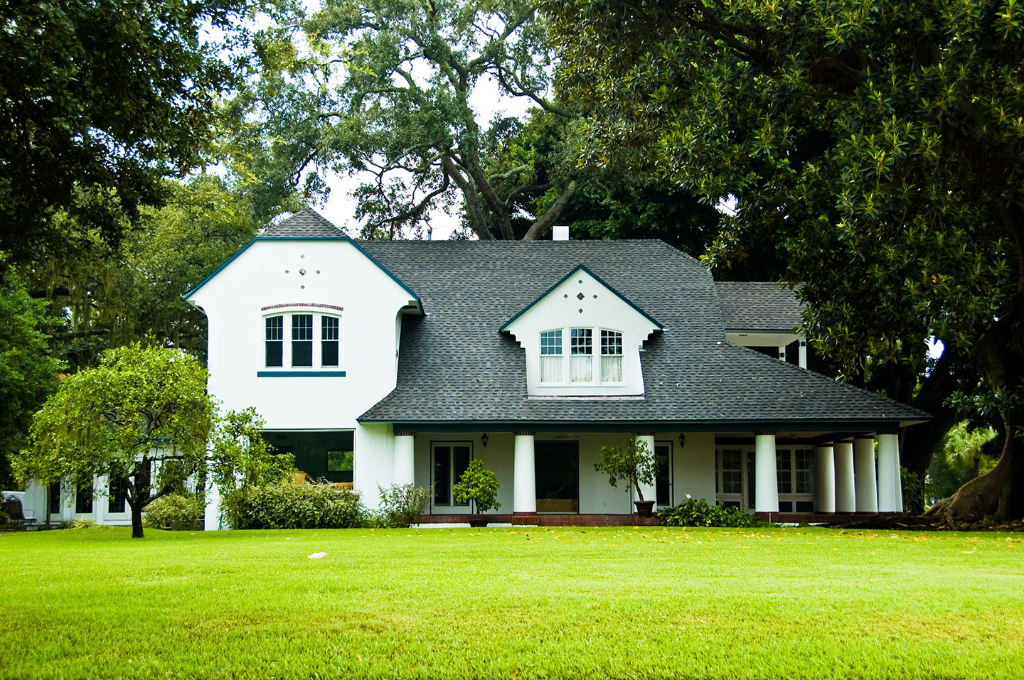 Lee más sobre el artículo Historic Villa Restored